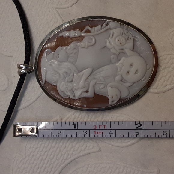 925, Made in Italy, Hand Carved Cameo, Beauty & The Beast. Pendant & Brooch. - Picture 12 of 17